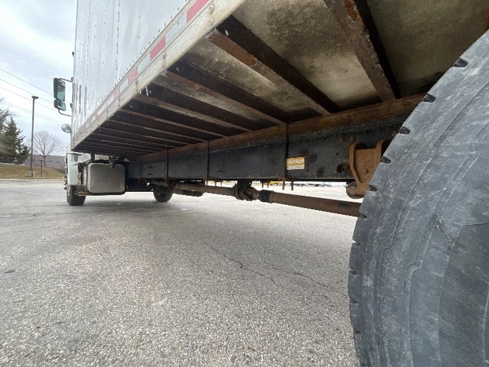 Refrigerated Truck-Light and Medium Duty Trucks-Hino-2019-338-Cambridge-ON-138,447\n\t\tkm-$ 76,750 - Image 5