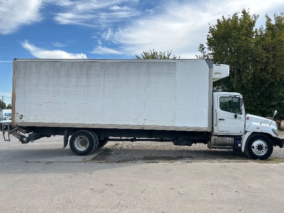 Refrigerated Truck-Light and Medium Duty Trucks-Hino-2019-338-Dallas-TX-289,077\n\t\tmiles-$ 31,500 - Image 15