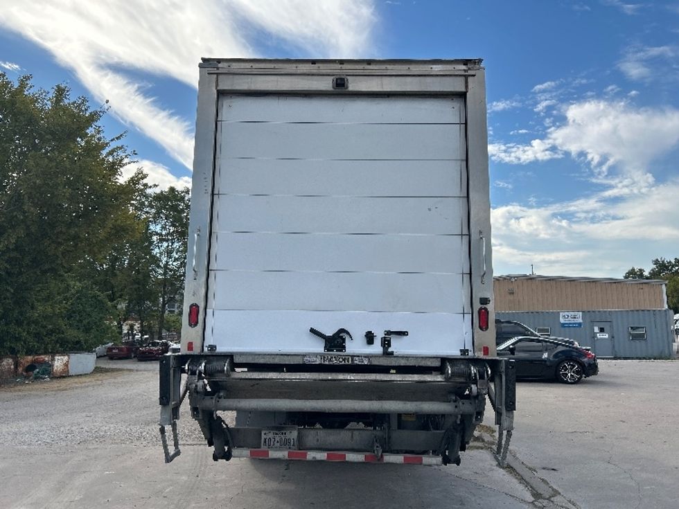 Refrigerated Truck-Light and Medium Duty Trucks-Hino-2019-338-Dallas-TX-289,077\n\t\tmiles-$ 31,500 - Image 7