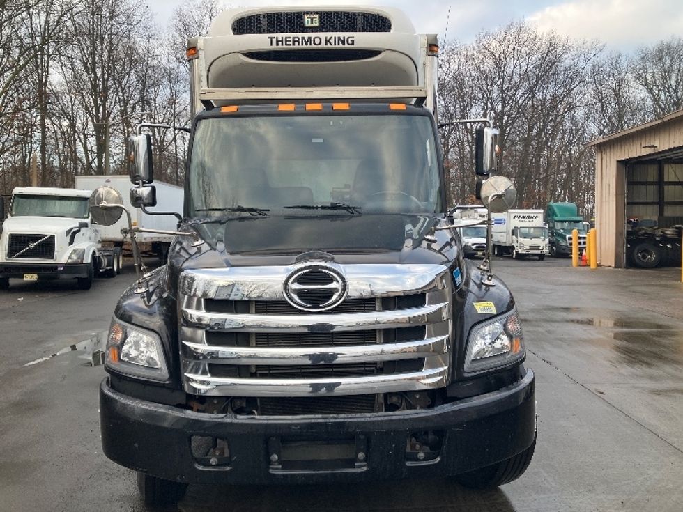 Refrigerated Truck-Light and Medium Duty Trucks-Hino-2019-338-Edison-NJ-171,032\n\t\tmiles-$ 32,000 - Image 2