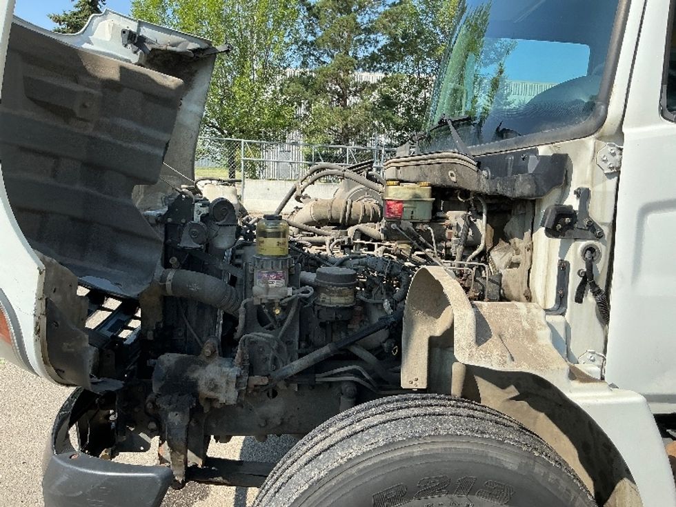 Refrigerated Truck-Light and Medium Duty Trucks-Hino-2019-338-Edmonton-AB-191,690\n\t\tkm-$ 82,750 - Image 24