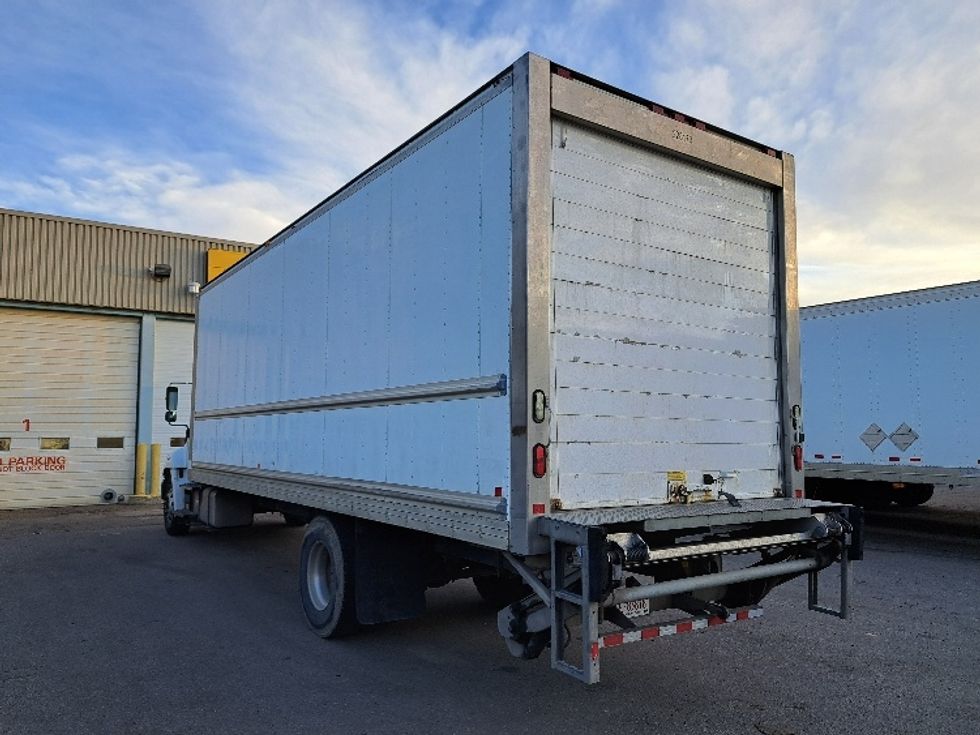 Refrigerated Truck-Light and Medium Duty Trucks-Hino-2019-338-Edmonton-AB-218,909\n\t\tkm-$ 77,500 - Image 6