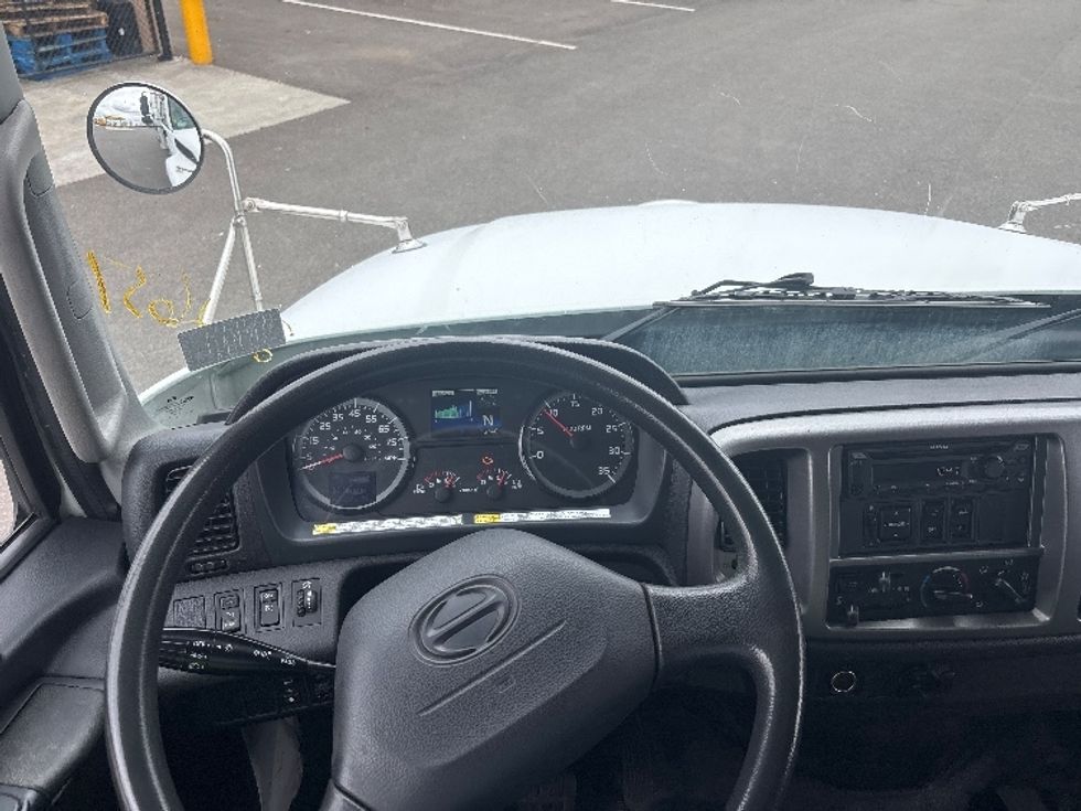 Refrigerated Truck-Light and Medium Duty Trucks-Hino-2019-338-Everett-WA-111,157\n\t\tmiles-$ 56,000 - Image 18