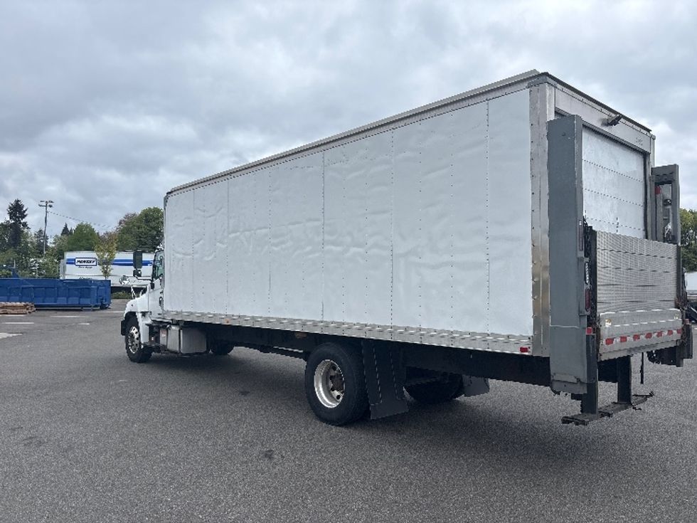Refrigerated Truck-Light and Medium Duty Trucks-Hino-2019-338-Everett-WA-111,157\n\t\tmiles-$ 56,000 - Image 6