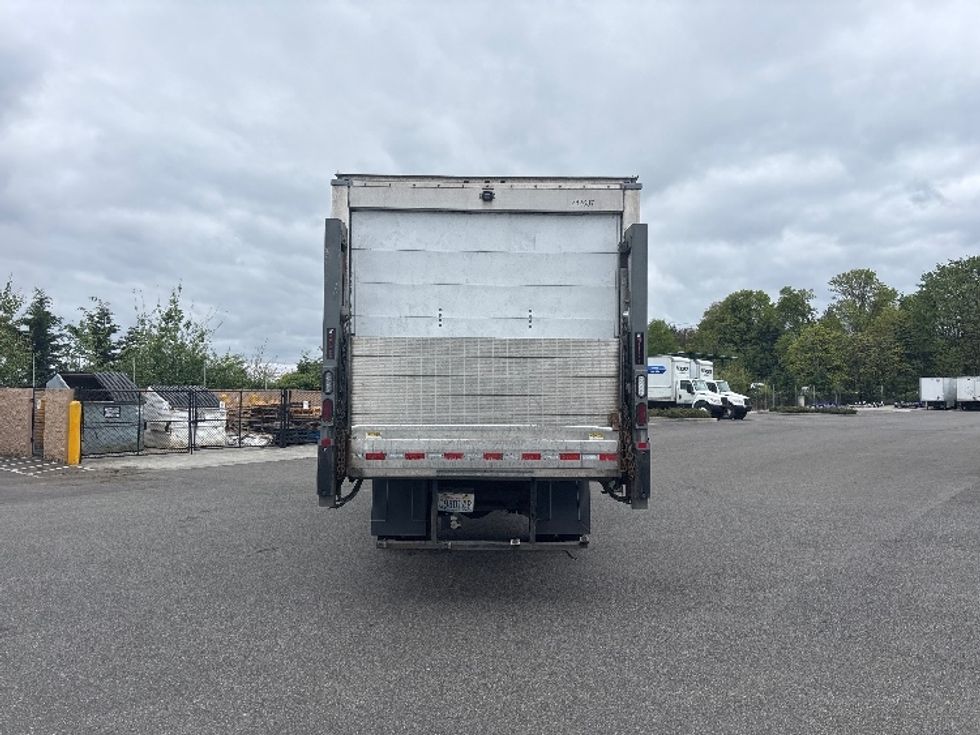 Refrigerated Truck-Light and Medium Duty Trucks-Hino-2019-338-Everett-WA-111,157\n\t\tmiles-$ 56,000 - Image 7