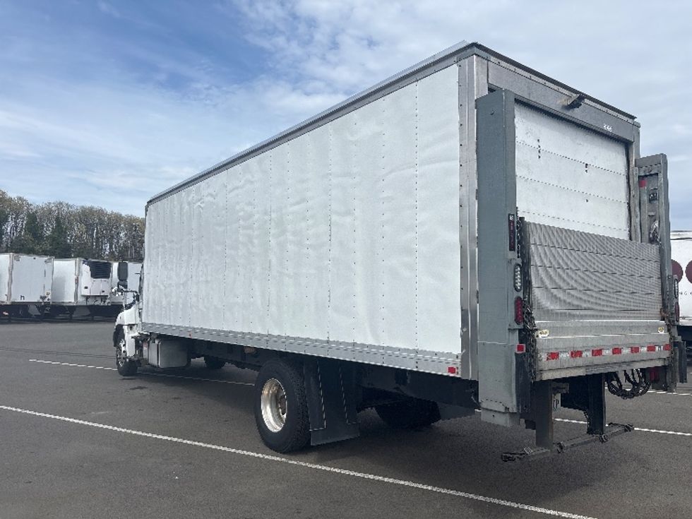 Refrigerated Truck-Light and Medium Duty Trucks-Hino-2019-338-Everett-WA-139,724\n\t\tmiles-$ 52,750 - Image 6