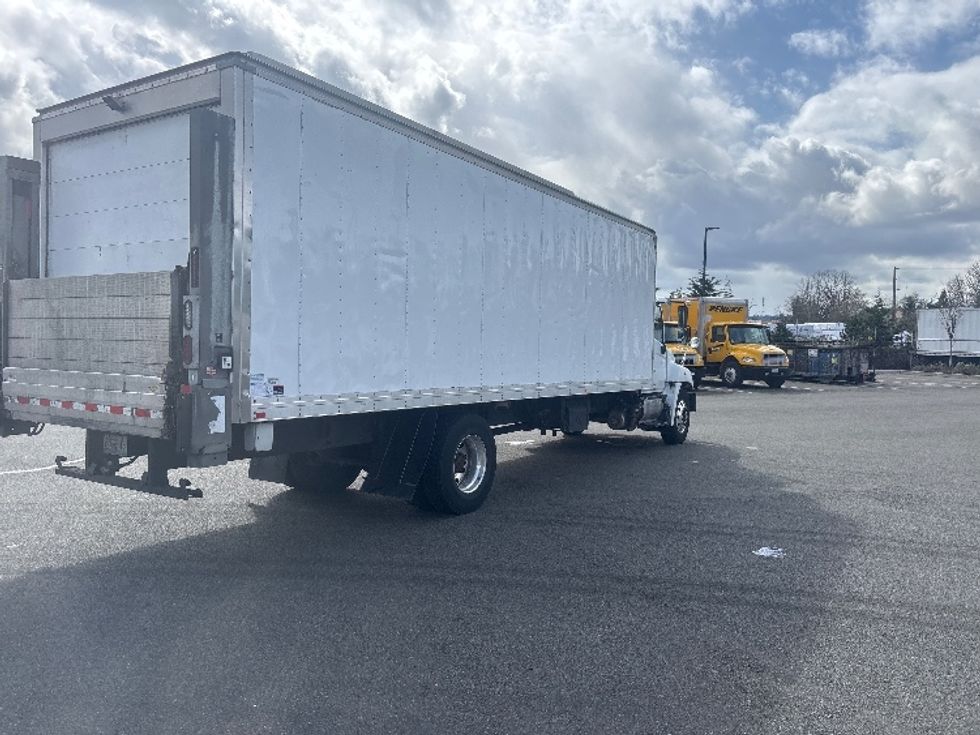 Refrigerated Truck-Light and Medium Duty Trucks-Hino-2019-338-Everett-WA-89,871\n\t\tmiles-$ 57,000 - Image 13