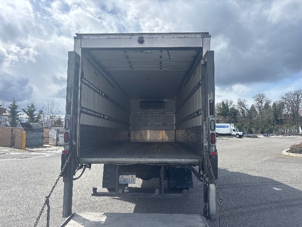 Refrigerated Truck-Light and Medium Duty Trucks-Hino-2019-338-Everett-WA-89,871\n\t\tmiles-$ 57,000 - Image 8
