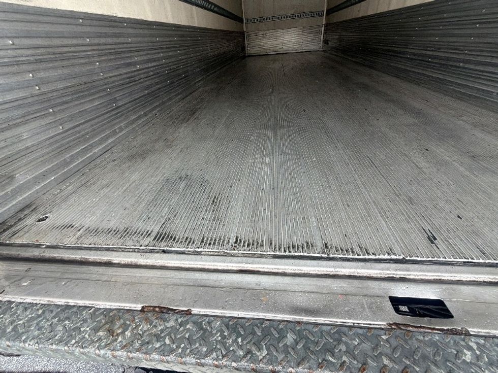 Refrigerated Truck-Light and Medium Duty Trucks-Hino-2019-338-Forest Park-GA-133,423\n\t\tmiles-$ 51,750 - Image 10
