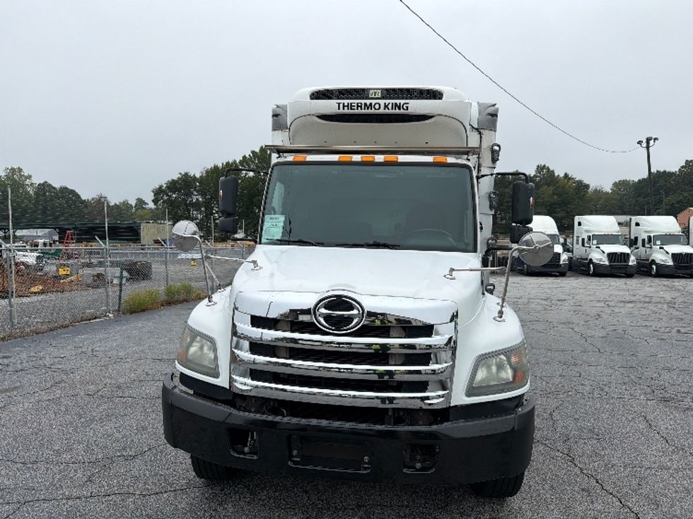 Refrigerated Truck-Light and Medium Duty Trucks-Hino-2019-338-Forest Park-GA-133,423\n\t\tmiles-$ 51,750 - Image 2