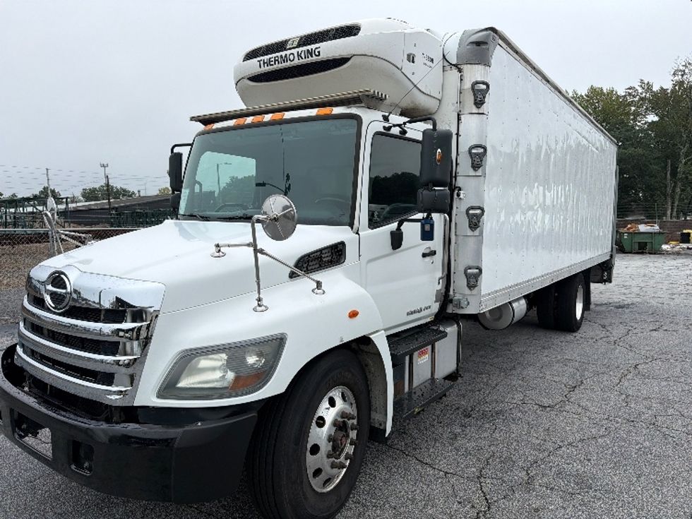Refrigerated Truck-Light and Medium Duty Trucks-Hino-2019-338-Forest Park-GA-133,423\n\t\tmiles-$ 51,750 - Image 3