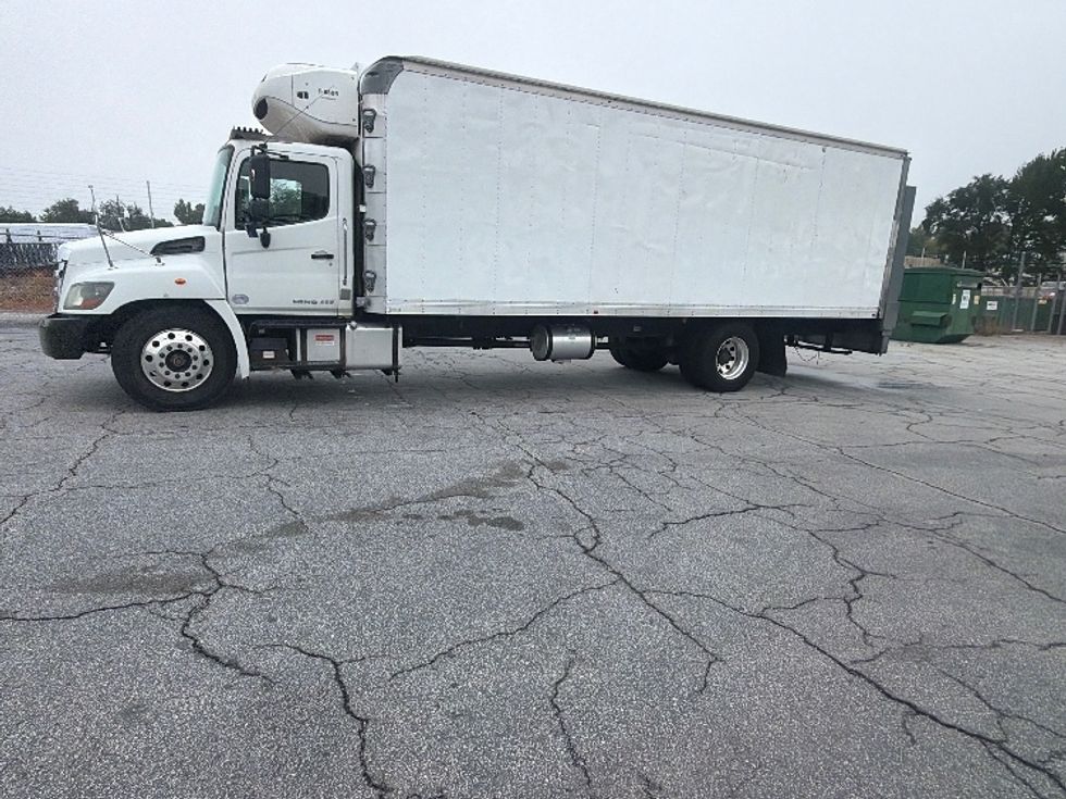 Refrigerated Truck-Light and Medium Duty Trucks-Hino-2019-338-Forest Park-GA-133,423\n\t\tmiles-$ 51,750 - Image 4