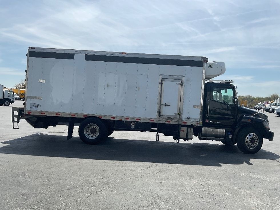 Refrigerated Truck-Light and Medium Duty Trucks-Hino-2019-338-Harrisburg-PA-202,622\n\t\tmiles-$ 32,500 - Image 15