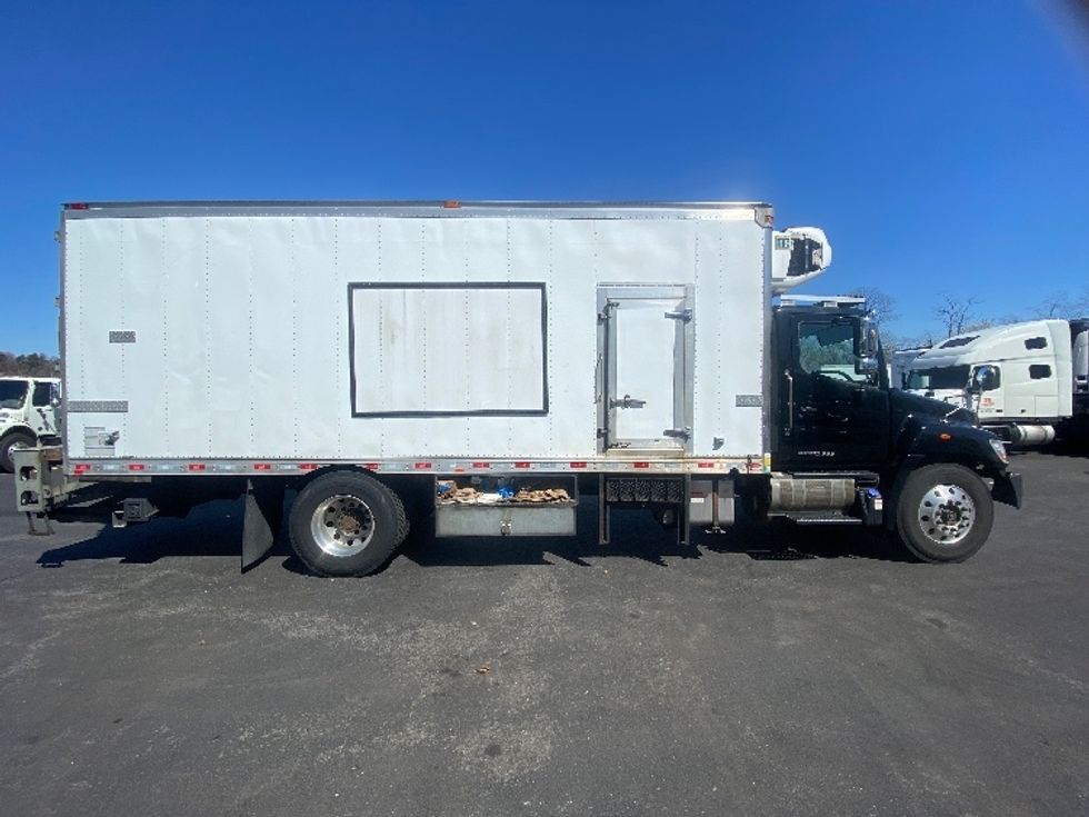 Refrigerated Truck-Light and Medium Duty Trucks-Hino-2019-338-Jessup-MD-203,720\n\t\tmiles-$ 35,500 - Image 11