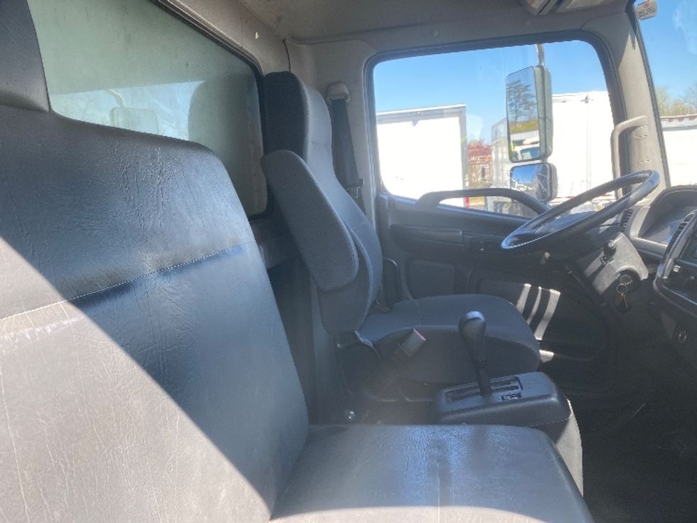 Refrigerated Truck-Light and Medium Duty Trucks-Hino-2019-338-Jessup-MD-203,720\n\t\tmiles-$ 35,500 - Image 17