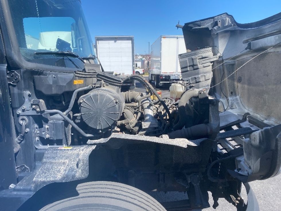 Refrigerated Truck-Light and Medium Duty Trucks-Hino-2019-338-Jessup-MD-203,720\n\t\tmiles-$ 35,500 - Image 19