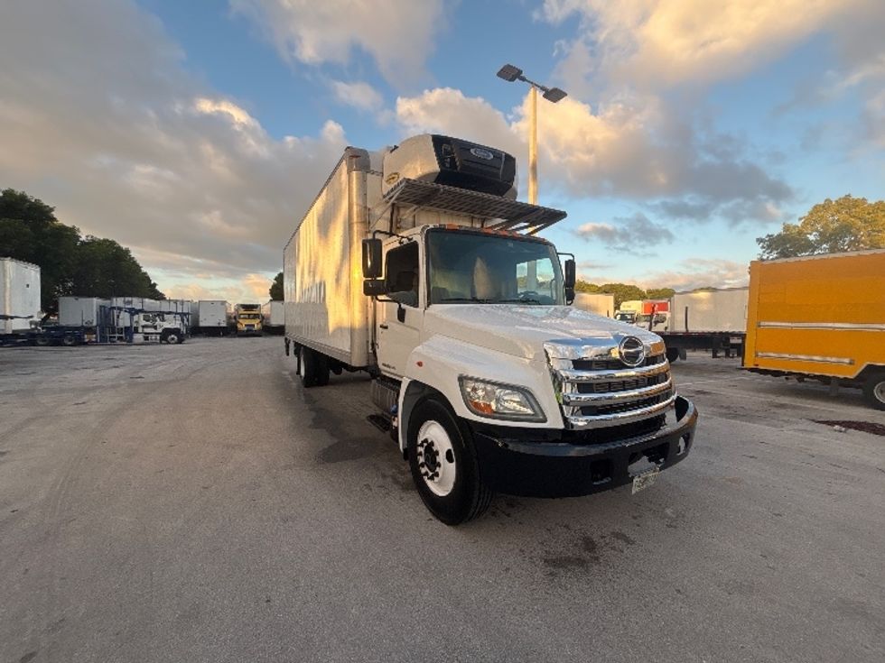Refrigerated Truck-Light and Medium Duty Trucks-Hino-2019-338-Medley-FL-159,234\n\t\tmiles-$ 52,750 - Image 1