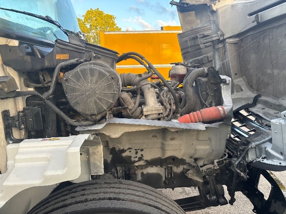 Refrigerated Truck-Light and Medium Duty Trucks-Hino-2019-338-Medley-FL-159,234\n\t\tmiles-$ 52,750 - Image 21