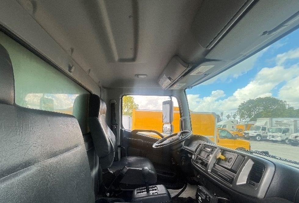 Refrigerated Truck-Light and Medium Duty Trucks-Hino-2019-338-Medley-FL-168,115\n\t\tmiles-$ 51,250 - Image 22