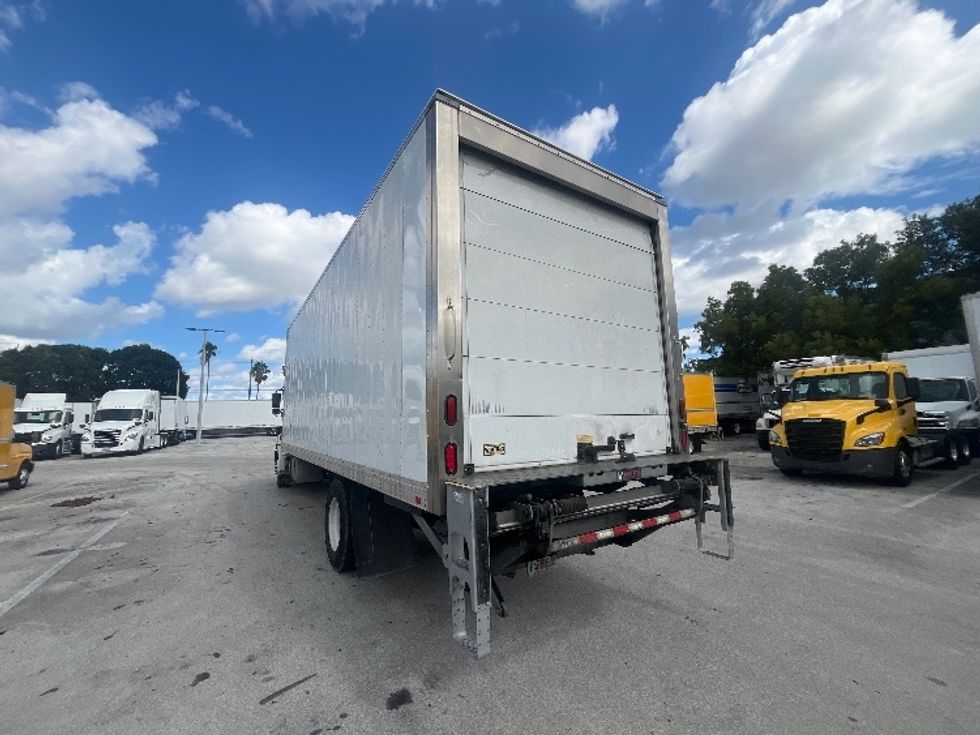 Refrigerated Truck-Light and Medium Duty Trucks-Hino-2019-338-Medley-FL-168,115\n\t\tmiles-$ 51,250 - Image 6