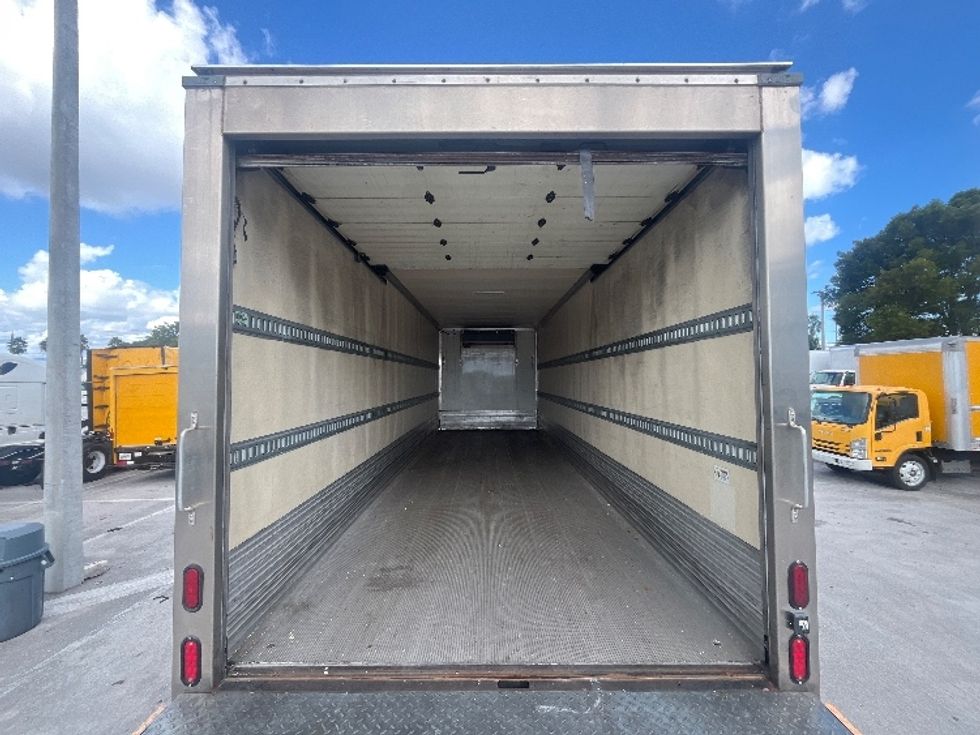 Refrigerated Truck-Light and Medium Duty Trucks-Hino-2019-338-Medley-FL-168,115\n\t\tmiles-$ 51,250 - Image 8