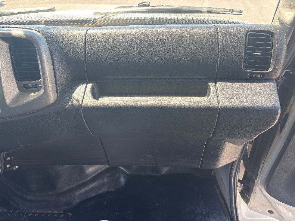 Refrigerated Truck-Light and Medium Duty Trucks-Hino-2019-338-Ottawa-ON-264,394\n\t\tkm-$ 78,000 - Image 21