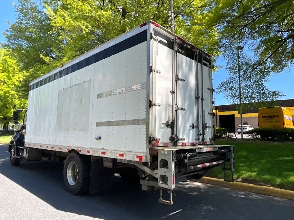 Refrigerated Truck-Light and Medium Duty Trucks-Hino-2019-338-Reading-PA-158,831\n\t\tmiles-$ 26,750 - Image 6