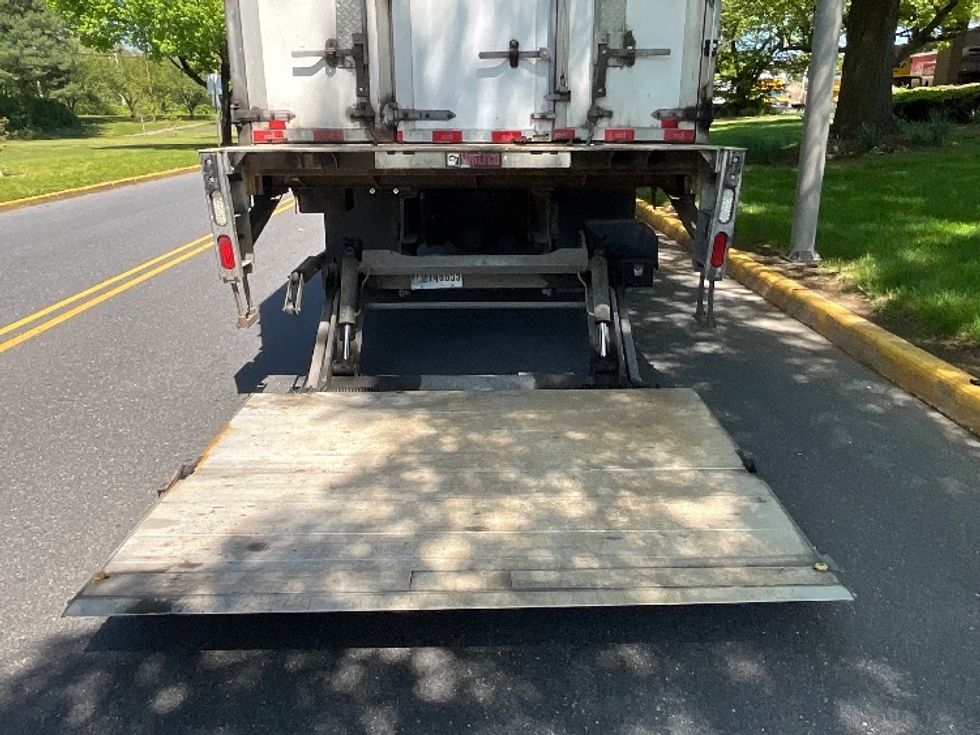 Refrigerated Truck-Light and Medium Duty Trucks-Hino-2019-338-Reading-PA-158,831\n\t\tmiles-$ 26,750 - Image 9