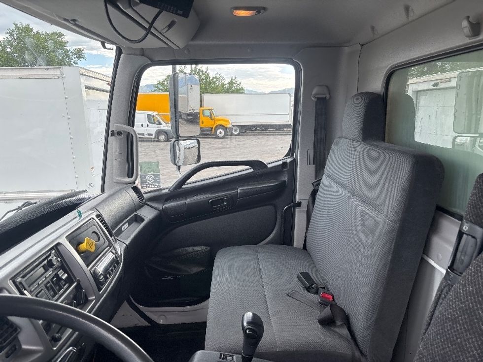 Refrigerated Truck-Light and Medium Duty Trucks-Hino-2019-338-Salt Lake City-UT-70,868\n\t\tmiles-$ 60,000 - Image 18