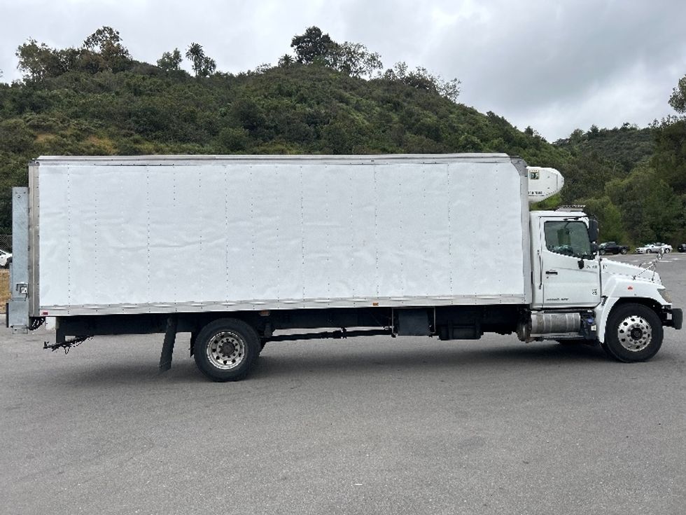 Refrigerated Truck-Light and Medium Duty Trucks-Hino-2019-338-San Diego-CA-85,111\n\t\tmiles-$ 57,000 - Image 19