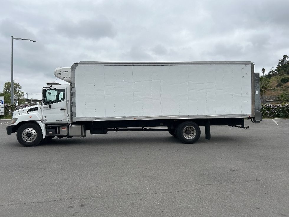 Refrigerated Truck-Light and Medium Duty Trucks-Hino-2019-338-San Diego-CA-85,111\n\t\tmiles-$ 57,000 - Image 4