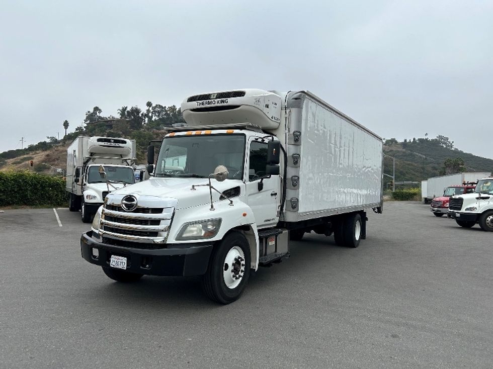 Refrigerated Truck-Light and Medium Duty Trucks-Hino-2019-338-San Diego-CA-85,160\n\t\tmiles-$ 50,750 - Image 3