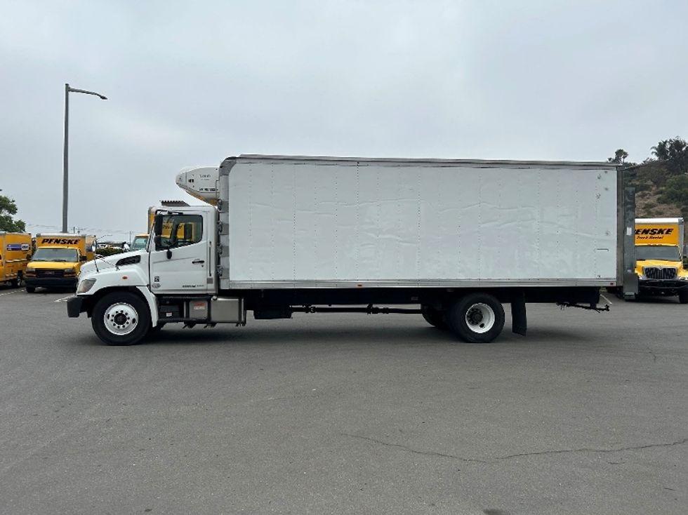 Refrigerated Truck-Light and Medium Duty Trucks-Hino-2019-338-San Diego-CA-85,160\n\t\tmiles-$ 50,750 - Image 4