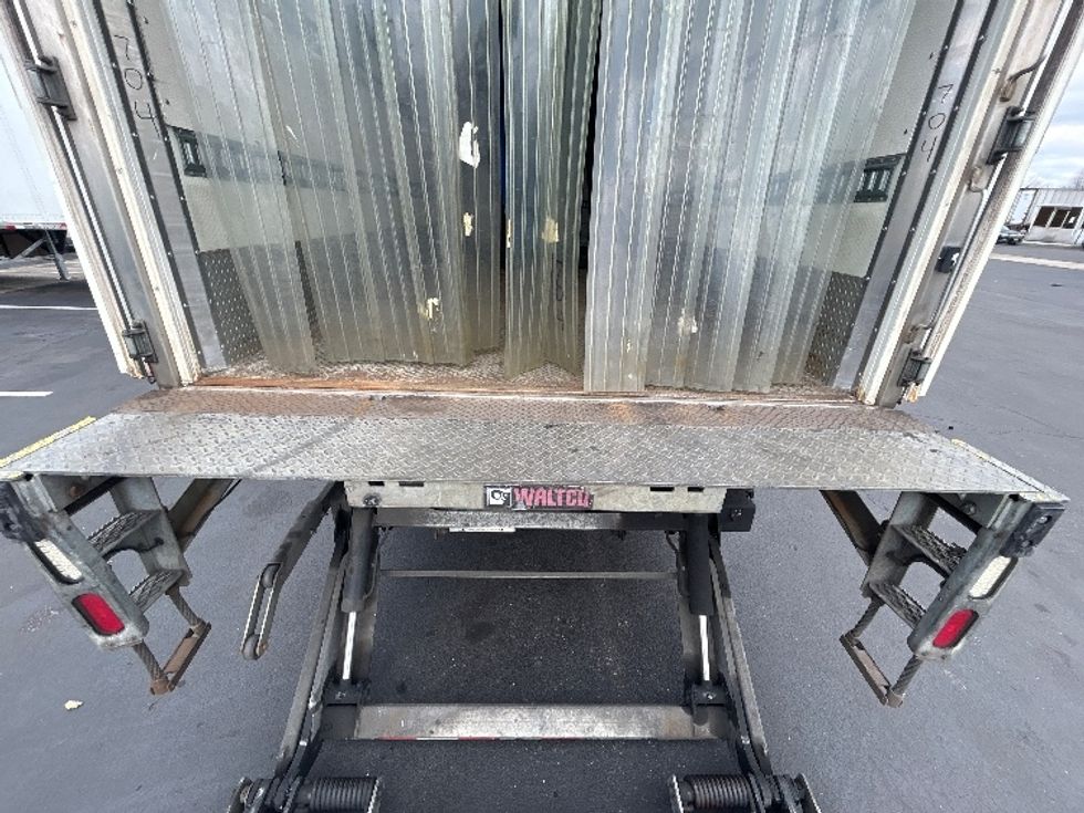 Refrigerated Truck-Light and Medium Duty Trucks-Hino-2019-338-Swedesboro-NJ-124,953\n\t\tmiles-$ 39,750 - Image 10