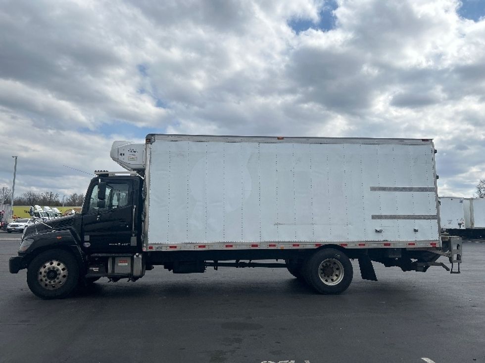 Refrigerated Truck-Light and Medium Duty Trucks-Hino-2019-338-Swedesboro-NJ-124,953\n\t\tmiles-$ 39,750 - Image 4