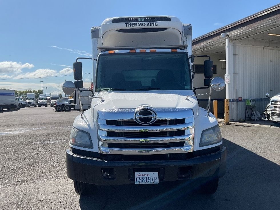 Refrigerated Truck-Light and Medium Duty Trucks-Hino-2019-338-Tacoma-WA-168,565\n\t\tmiles-$ 39,250 - Image 2