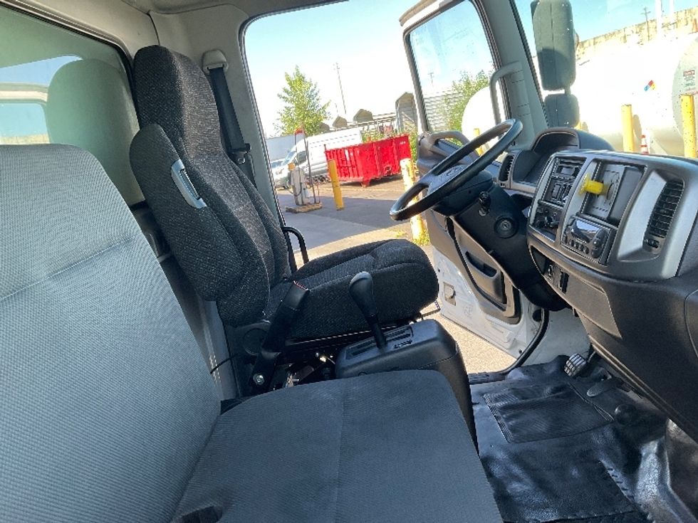 Refrigerated Truck-Light and Medium Duty Trucks-Hino-2019-338-Tacoma-WA-168,565\n\t\tmiles-$ 39,250 - Image 22