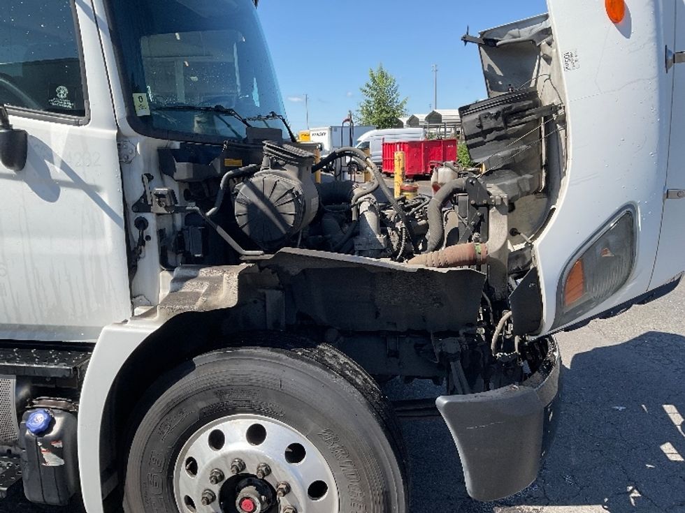 Refrigerated Truck-Light and Medium Duty Trucks-Hino-2019-338-Tacoma-WA-168,565\n\t\tmiles-$ 39,250 - Image 23