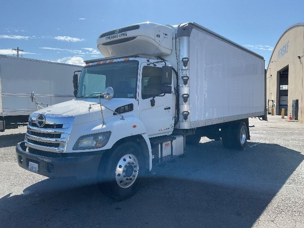 Refrigerated Truck-Light and Medium Duty Trucks-Hino-2019-338-Tacoma-WA-168,565\n\t\tmiles-$ 39,250 - Image 3
