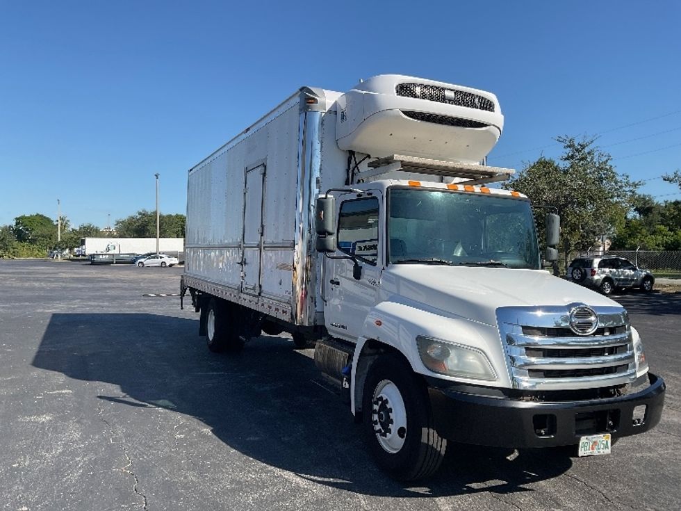 Refrigerated Truck-Light and Medium Duty Trucks-Hino-2019-338-Tampa-FL-246,323\n\t\tmiles-$ 38,750 - Image 1