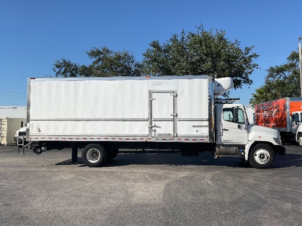 Refrigerated Truck-Light and Medium Duty Trucks-Hino-2019-338-Tampa-FL-246,323\n\t\tmiles-$ 38,750 - Image 15