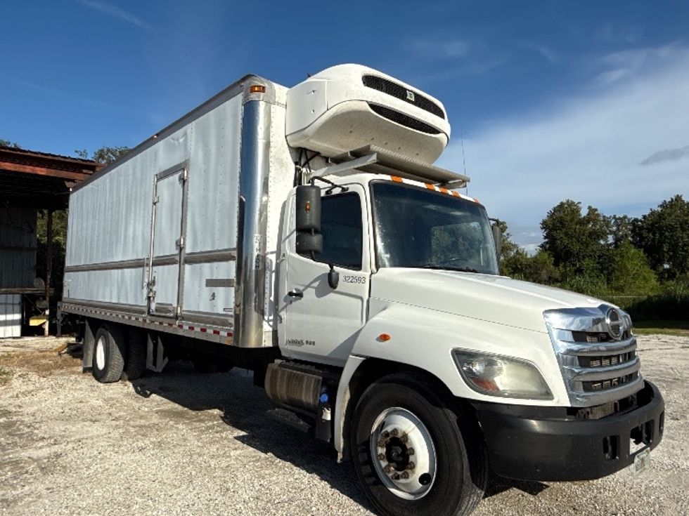 Refrigerated Truck-Light and Medium Duty Trucks-Hino-2019-338-Tampa-FL-270,291\n\t\tmiles-$ 36,250 - Image 1