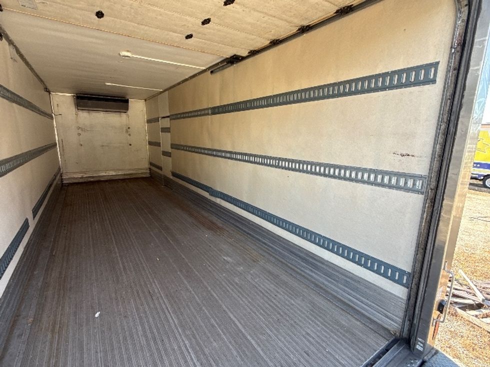 Refrigerated Truck-Light and Medium Duty Trucks-Hino-2019-338-Tampa-FL-270,291\n\t\tmiles-$ 36,250 - Image 12