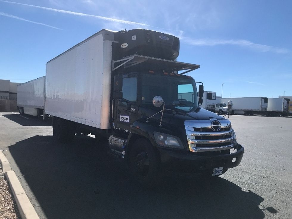 Refrigerated Truck-Light and Medium Duty Trucks-Hino-2019-338-Tempe-AZ-129,046\n\t\tmiles-$ 53,250 - Image 1
