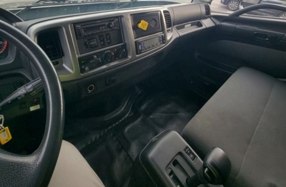 Refrigerated Truck-Light and Medium Duty Trucks-Hino-2019-338-Tempe-AZ-129,046\n\t\tmiles-$ 53,250 - Image 17