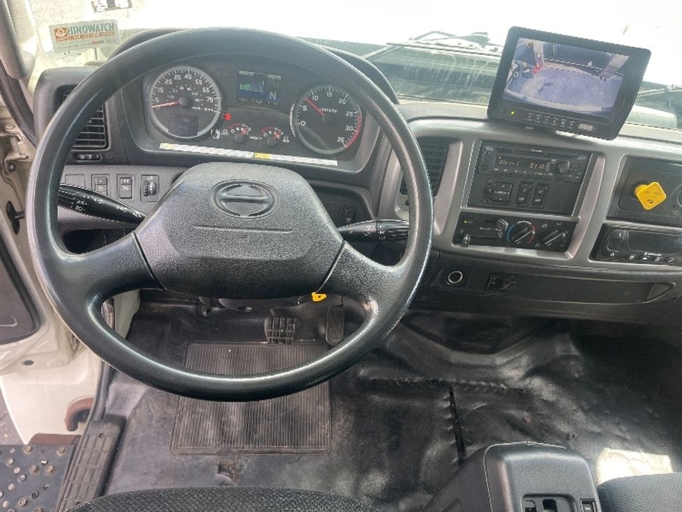 Refrigerated Truck-Light and Medium Duty Trucks-Hino-2019-338-Torrance-CA-100,648\n\t\tmiles-$ 56,750 - Image 18