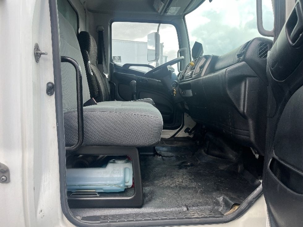 Refrigerated Truck-Light and Medium Duty Trucks-Hino-2019-338-Torrance-CA-100,648\n\t\tmiles-$ 56,750 - Image 22