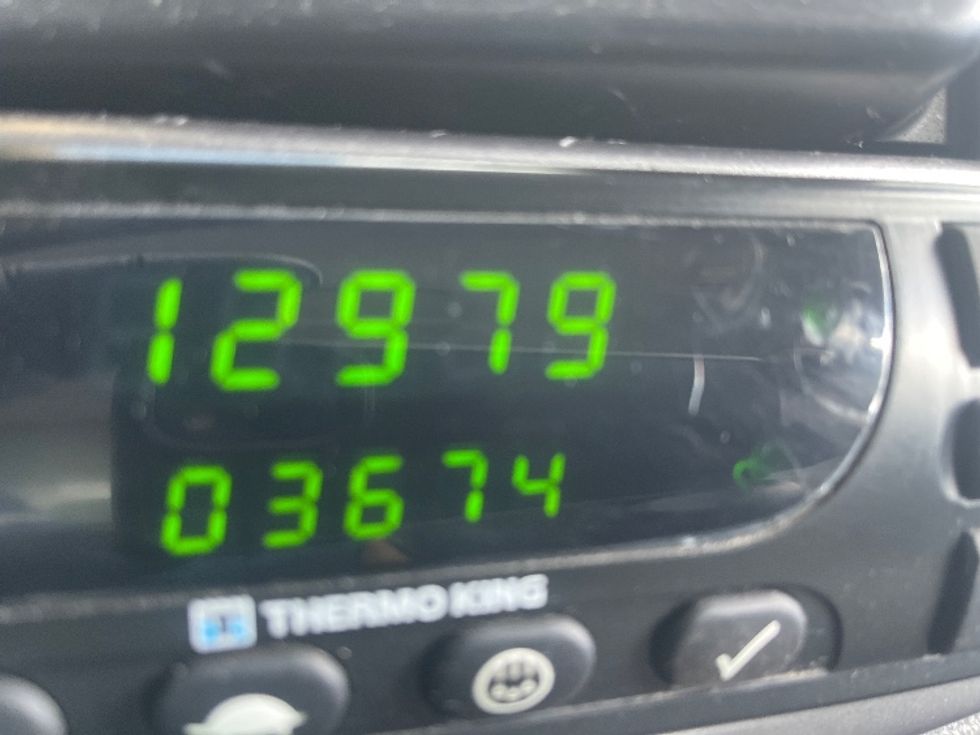 Refrigerated Truck-Light and Medium Duty Trucks-Hino-2019-338-Torrance-CA-100,648\n\t\tmiles-$ 56,750 - Image 25