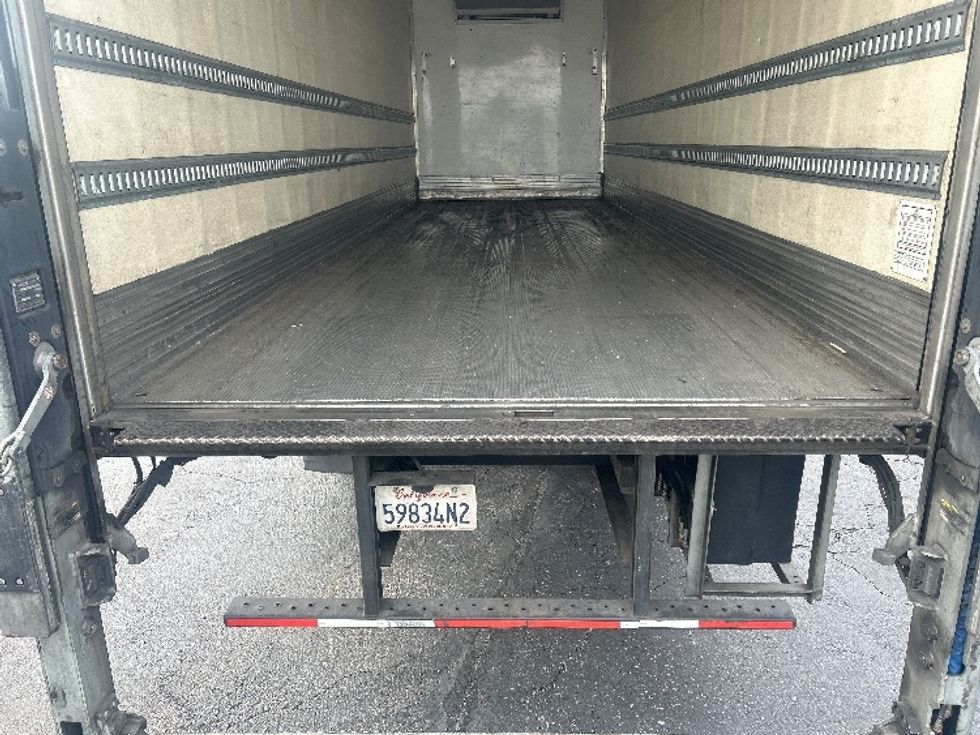 Refrigerated Truck-Light and Medium Duty Trucks-Hino-2019-338-Torrance-CA-177,770\n\t\tmiles-$ 47,000 - Image 10