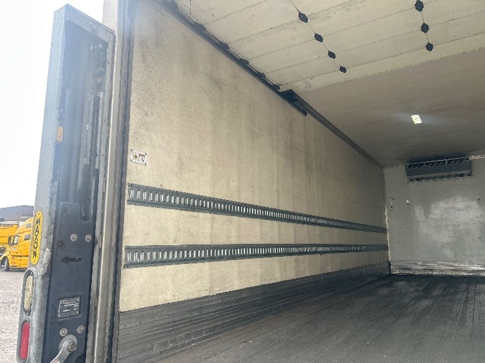 Refrigerated Truck-Light and Medium Duty Trucks-Hino-2019-338-Torrance-CA-177,770\n\t\tmiles-$ 47,000 - Image 11